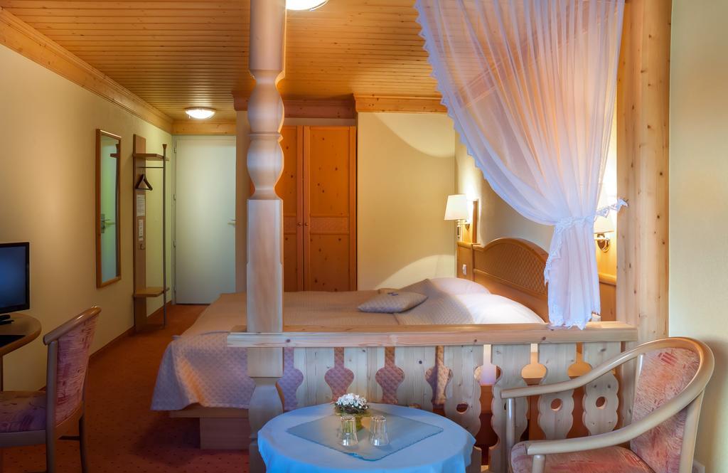 Seehotel Boutique Jaegerhof-Hubertus Faulensee Eksteriør billede