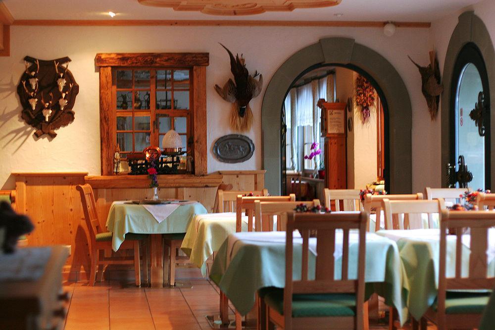 Seehotel Boutique Jaegerhof-Hubertus Faulensee Eksteriør billede